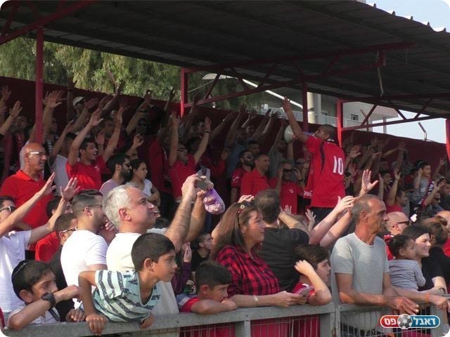 קהל מדהים (שקד מורג)